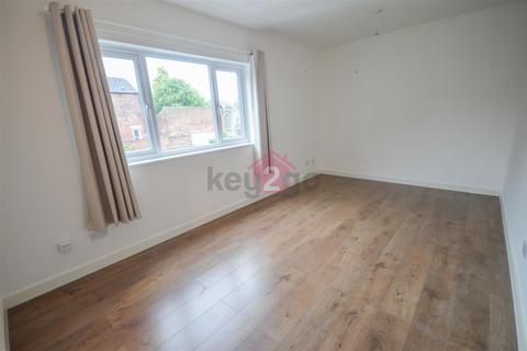 1 bedroom apartment to rent, Hallam Cliff, Crabtree Lane, S5
