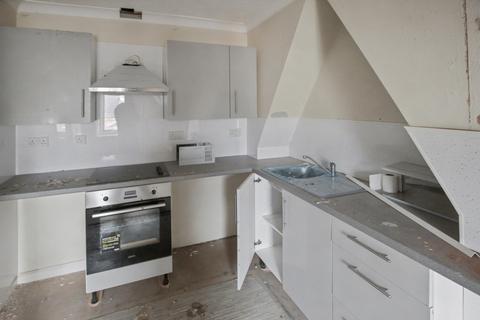 undefined, Flat 3, 20 Clifton Road, Littlehampton BN17 5AS