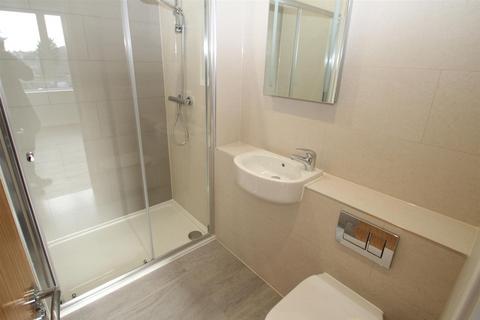 2 bedroom apartment to rent, Bryanston Court, Hemel Hempstead, HP2