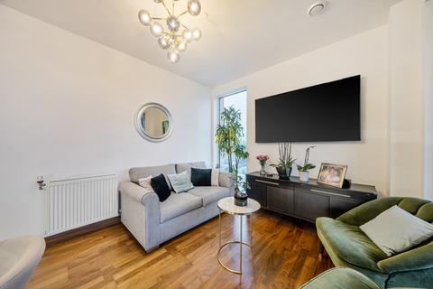 2 bedroom apartment for sale, Telcon Way, Greenwich