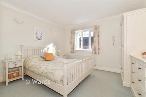 5 bedroom detached house for sale, Little Paddocks, Whitstable CT5