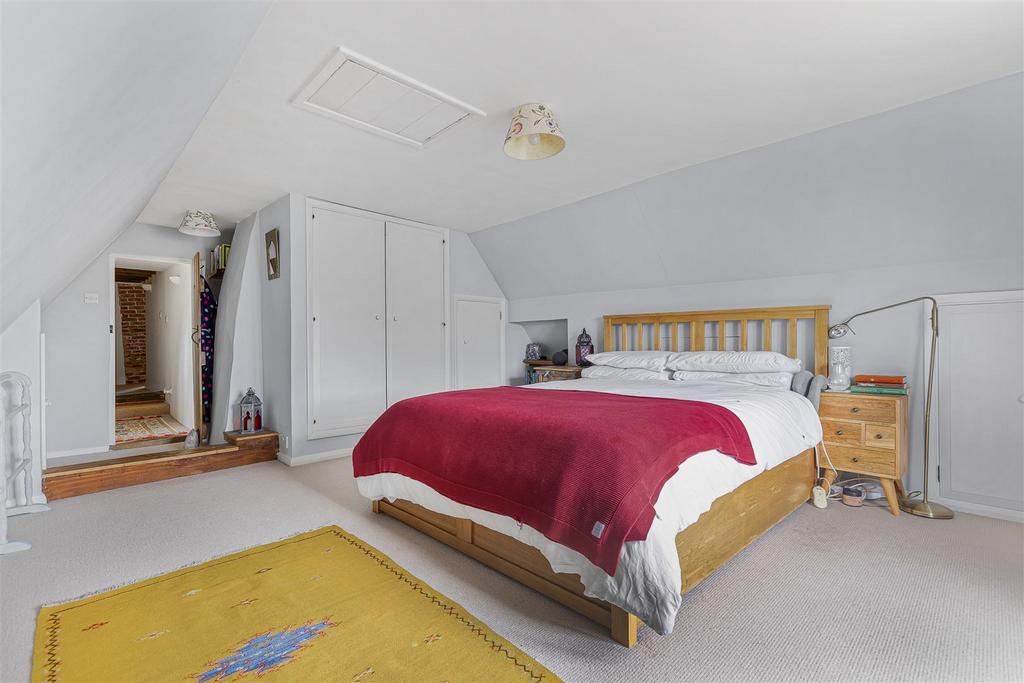 35 72099.jpg
