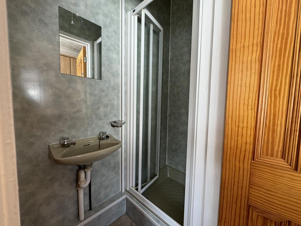 Shower Room & WC