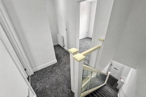 2 bedroom terraced house to rent, Bond Street, Wombwell, Barnsley, S73
