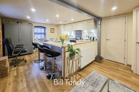 undefined, Cairns Close, Lichfield, WS14