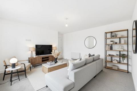 3 bedroom apartment to rent, Station Street, Swinton