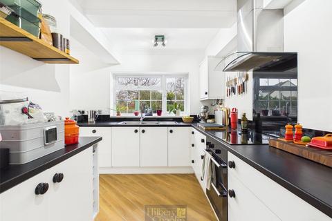3 bedroom semi-detached house for sale, Rayleigh Road, Hutton, Brentwood, Essex, CM13
