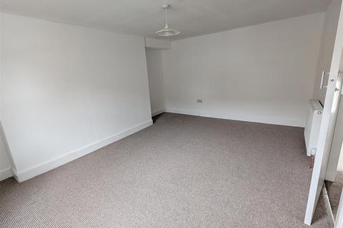 undefined, Back Row, Selkirk
