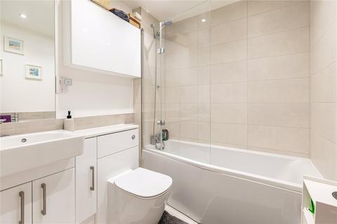 undefined, Francis Close, Thatcham, RG18