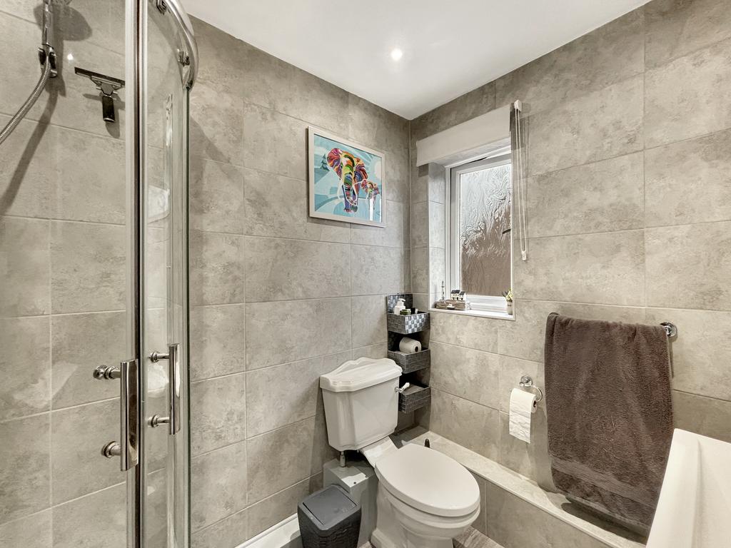 Family Shower Room