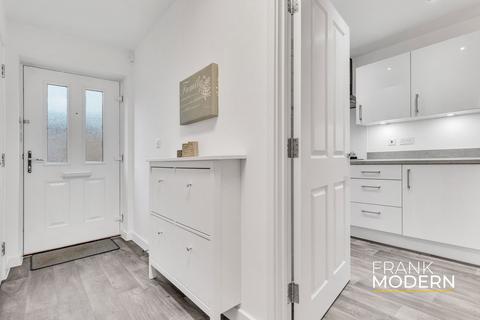 3 bedroom terraced house for sale, Waterfield Close, Peterborough, PE3
