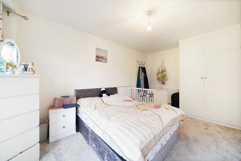 3 bedroom detached house to rent, East Hill, Wembley, London, HA9