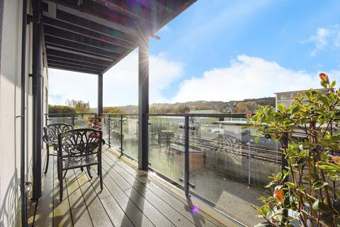2 bedroom flat for sale, The Yard, Lostwithiel, Cornwall, PL22