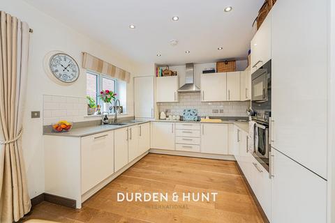 undefined, Elm Gardens, Brentwood, CM15