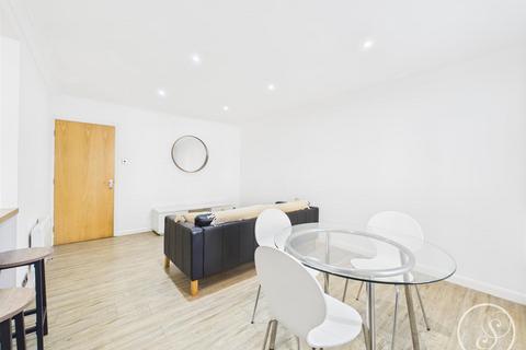 2 bedroom flat to rent, Chippendale House, Navigation Walk, Leeds