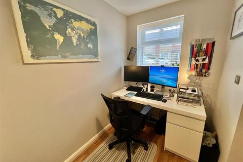 3 bedroom semi-detached house for sale, Marina Road, Darlington