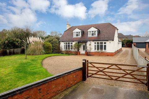 3 bedroom detached house for sale, Main Road, Tallington