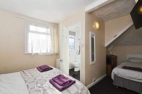 9 bedroom semi-detached house for sale, Seymour Avenue, NEWQUAY, Cornwall, TR7