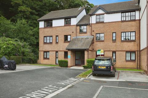 2 bedroom flat for sale, Crabtree Close, Plymouth, Devon, PL3