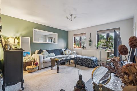 1 bedroom maisonette for sale, The Pastures, Watford, WD19