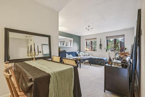 1 bedroom maisonette for sale, The Pastures, Watford, WD19