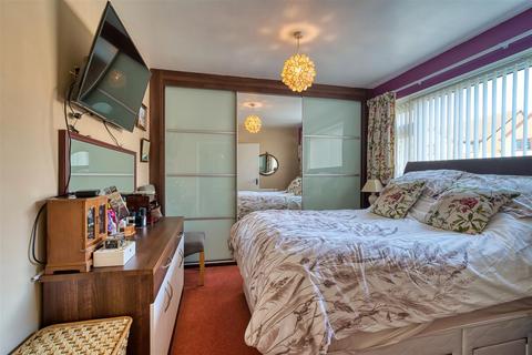 undefined, Shreen Way, Gillingham