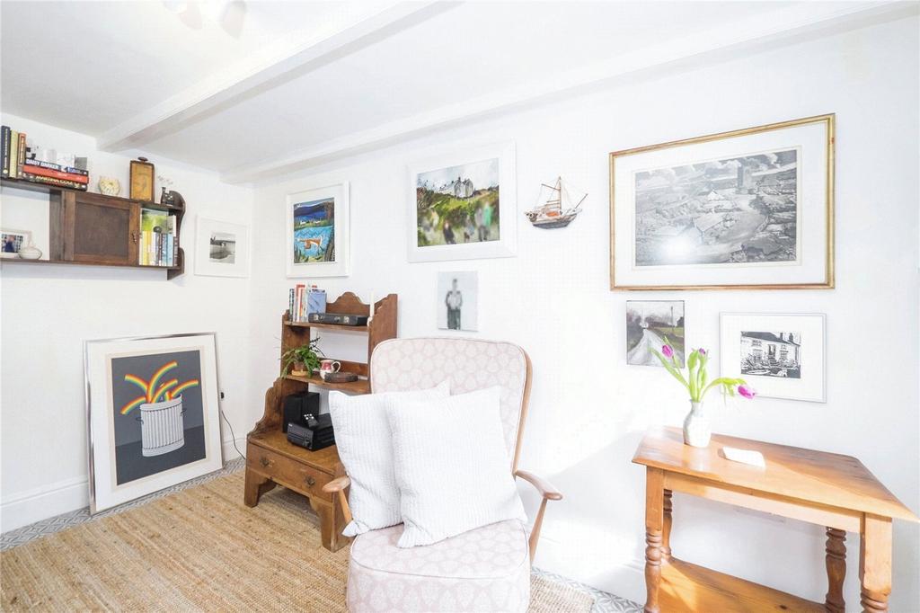 Bedroom/Living Space