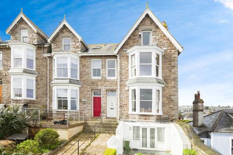2 bedroom end of terrace house for sale, Pednolver Terrace, St.Ives, Cornwall, TR26