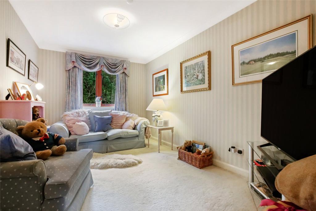 Family Rm/Bedroom 3