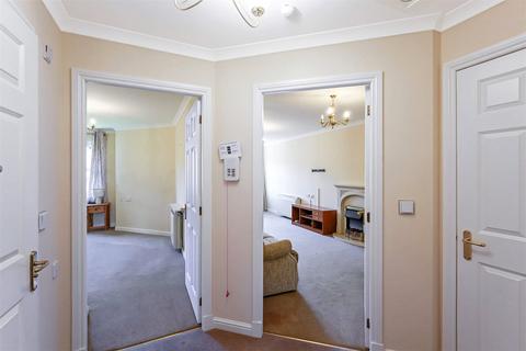1 bedroom flat for sale, Bishop's Gate, 20 Kenmure Drive, Glasgow, East Dunbartonshire, G64