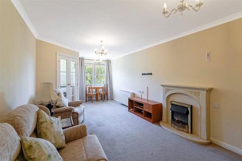 1 bedroom flat for sale, Bishop's Gate, 20 Kenmure Drive, Glasgow, East Dunbartonshire, G64