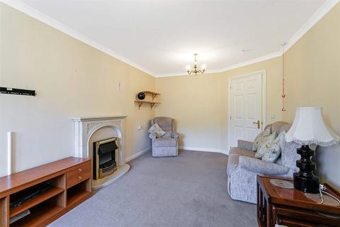 1 bedroom flat for sale, Bishop's Gate, 20 Kenmure Drive, Glasgow, East Dunbartonshire, G64