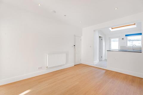 2 bedroom flat for sale, Sidney Road, Wood Green, N22