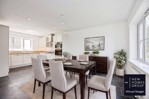 4 bedroom detached house for sale, Du Maurier Drive, Fowey, Cornwall, PL23