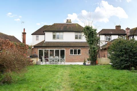 4 bedroom detached house for sale, Mead Road, Cranleigh, GU6