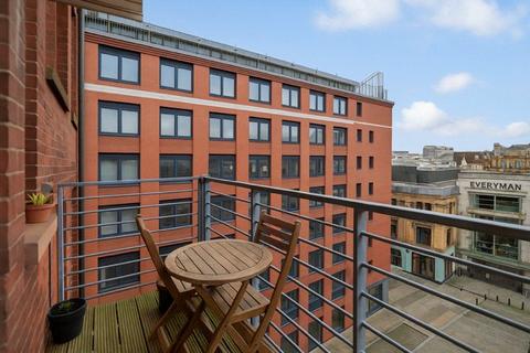 undefined, Queen Street, Glasgow, Glasgow City, G1