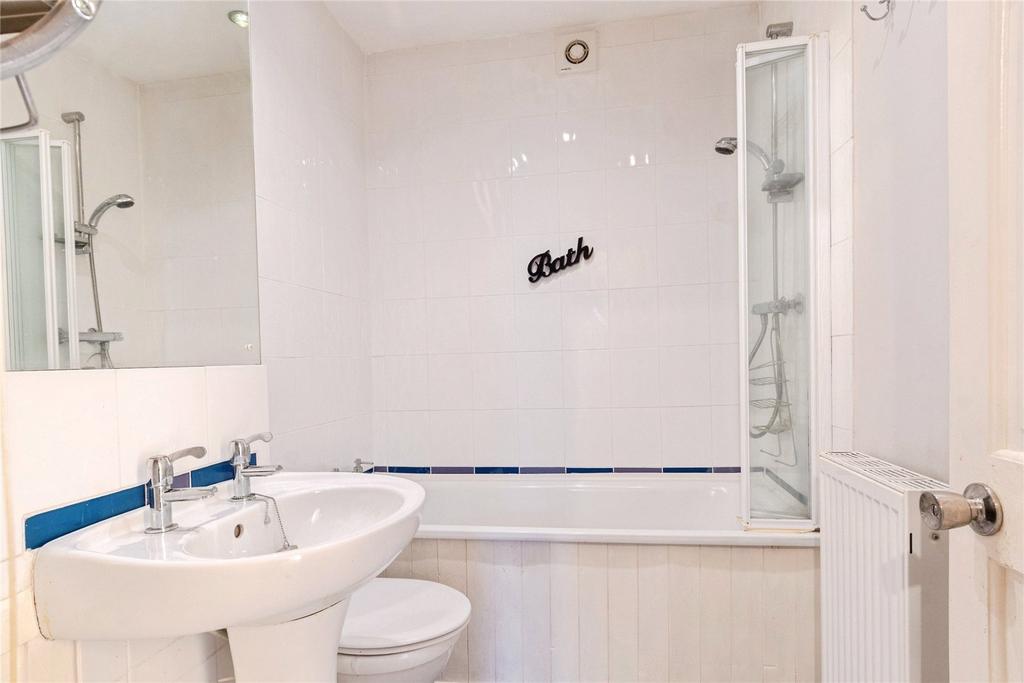 Upstair Bathroom