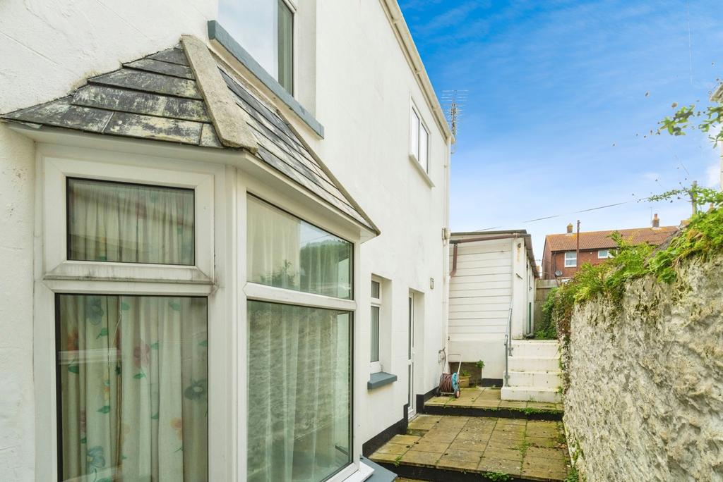 Rear Courtyard