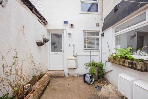 1 bedroom flat for sale, Waterloo Road, Torquay, Devon, TQ1