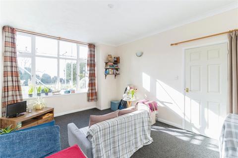 1 bedroom flat for sale, Middle Warberry Road, Torquay, Devon, TQ1