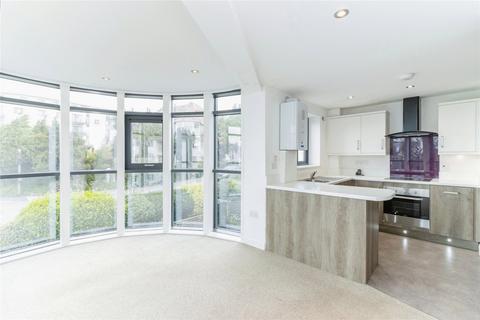 2 bedroom flat for sale, Warbro Road, Torquay, Devon, TQ1