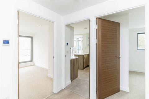 2 bedroom flat for sale, Warbro Road, Torquay, Devon, TQ1