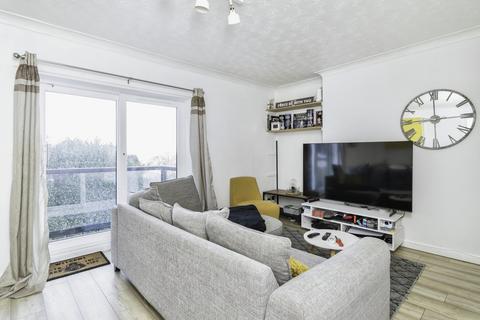 2 bedroom flat for sale, Higher Erith Road, Torquay, Devon, TQ1