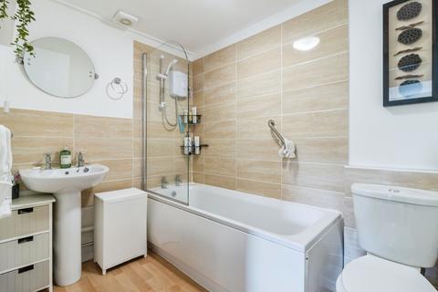 1 bedroom flat for sale, Higher Warberry Road, Torquay, Devon, TQ1