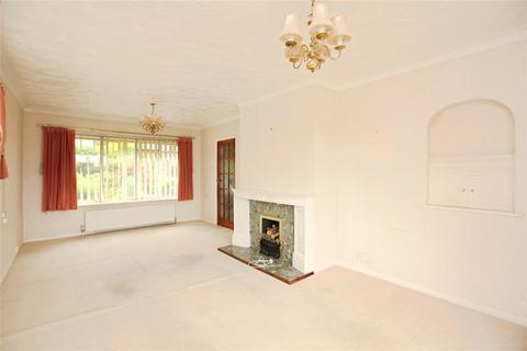 2 bedroom bungalow for sale, Brunel Avenue, Torquay, Devon, TQ2