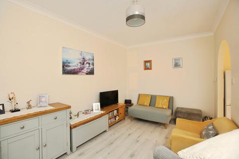 1 bedroom flat for sale, Greenway Road, St. Marychurch, Torquay, Devon, TQ1