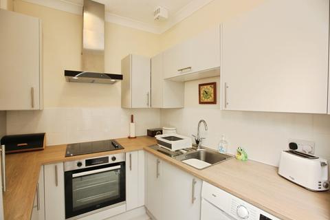 1 bedroom flat for sale, Greenway Road, St. Marychurch, Torquay, Devon, TQ1
