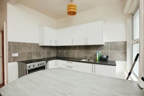 2 bedroom flat for sale, Forest Road, Torquay, Devon, TQ1