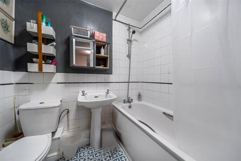 2 bedroom apartment for sale, Old Kenton Lane, London NW9