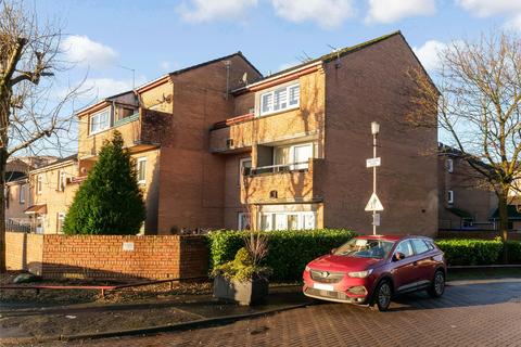 Helenvale Court, Glasgow, G31